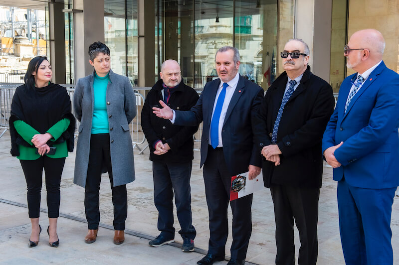 This image has an empty alt attribute; its file name is GWU-1-1-2.jpg