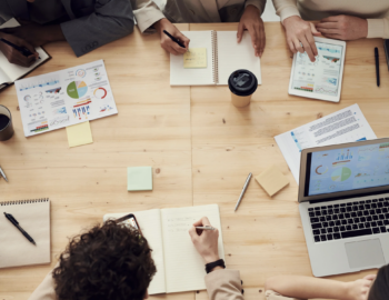 La GWU in un incontro con il ministro Julia Farrugia Portelli