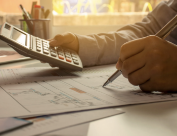 Il Ministro Clyde Caruana in un incontro con GWU