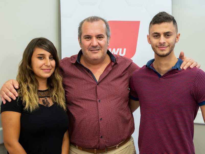 Studenti jtemmu l-apprentistat tagħhom mal-GWU