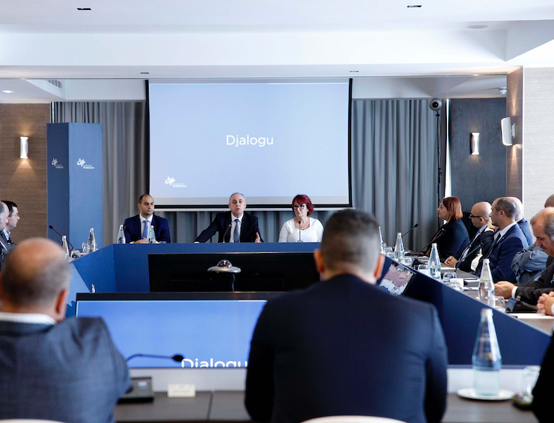 Djalogu għal titjib fir-relazzjonijiet industrijali