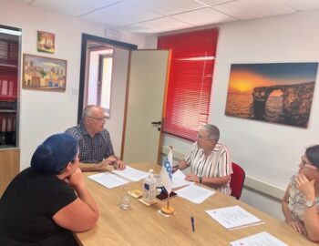 La GWU firma un contratto collettivo con Microtek