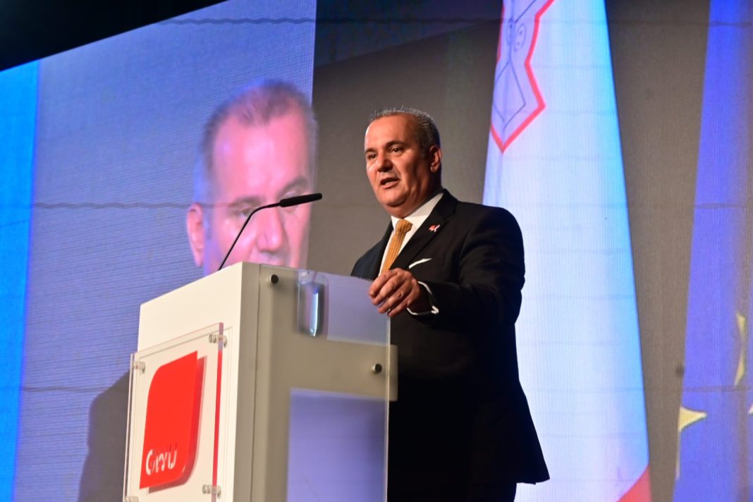 GWU: 80 ANNI DI POTERE PER UN CAMBIAMENTO POSITIVO NEL PAESE