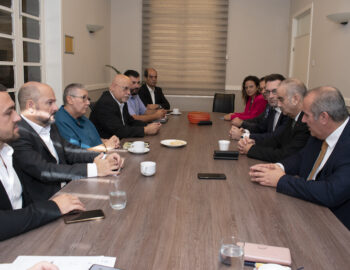 Ħtieġa ta’ kuntatt dirett mar-rappreżentanti tat-taqsimiet kollha fi ħdan il-GWU