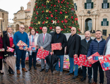 GWU partecipa all’iniziativa “regalo con amore”