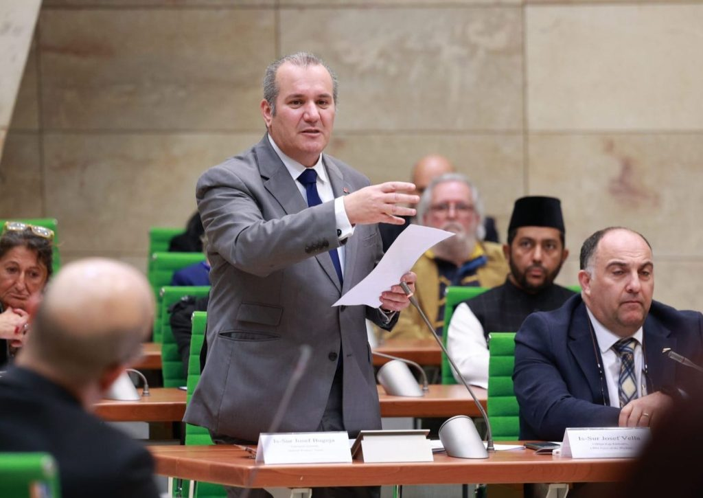 Vogliamo lavorare insieme per garantire che ogni cittadino, ogni dipendente e ogni persona nella nostra società va avanti