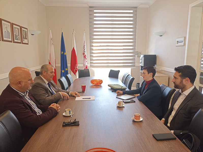 Is-saħħa mentali, il-proprjetà affordabbli u l-banek f’Malta…