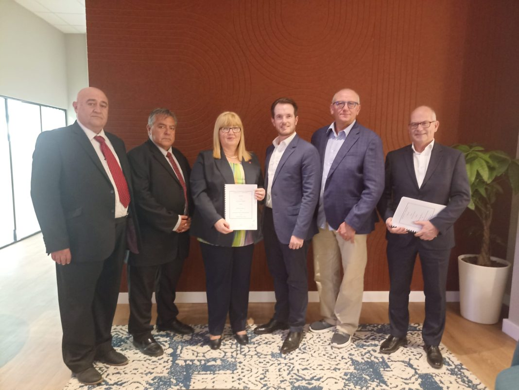 Iffirmat ftehim kollettiv bejn il-GWU u l-HSBC għall-ħaddiema non-klerikali