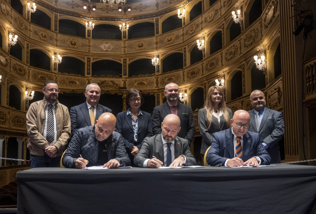 Iffirmat ftehim kollettiv ġdid bejn il-GWU u t-Teatru Manoel