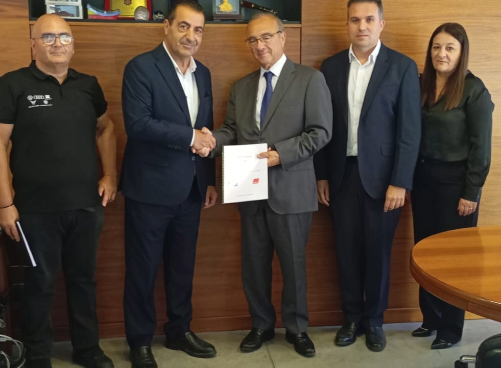 I lavoratori ottengono salari migliorati e condizioni di lavoro ottimizzate con il nuovo contratto collettivo della gwu