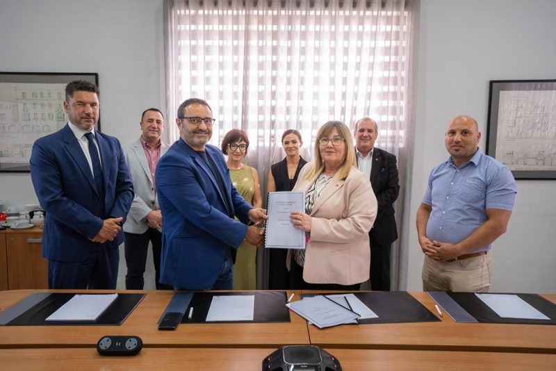 Titjib fil-kundizzjonijiet tal-ħaddiema tal-GHRC permezz ta’ ftehim kollettiv ġdid