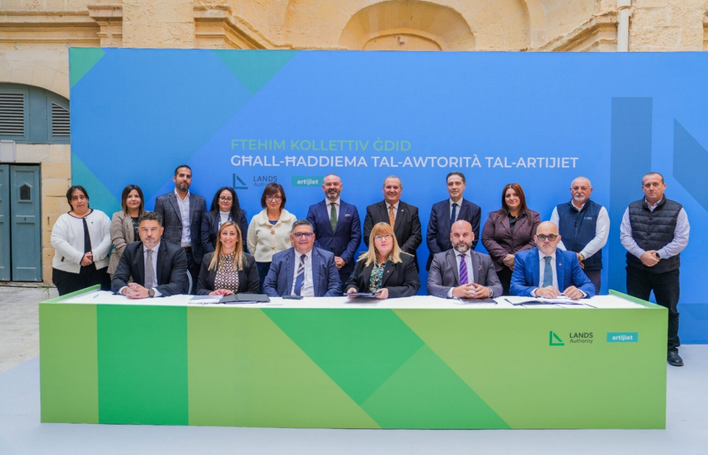 Iffirmat ftehim kollettiv ġdid bejn l-Awtorità tal-Artijiet u l-GWU