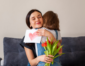 Il-“Motherhood Penalty”: Meta n-nisa jħallsu l-prezz talli saru ommijiet