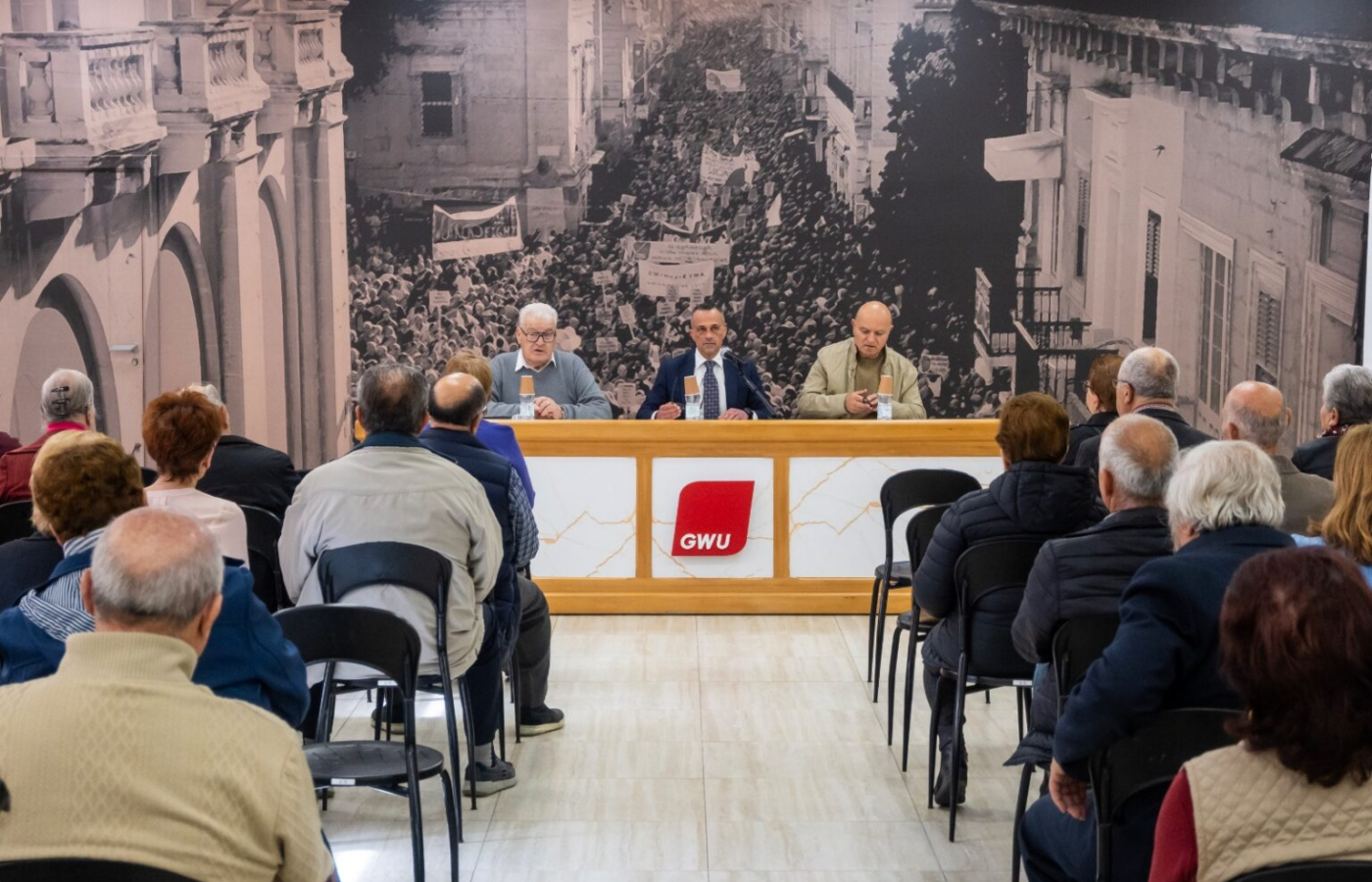 Taħdita edukattiva – il-benefiċċji soċjali għall-anzjani